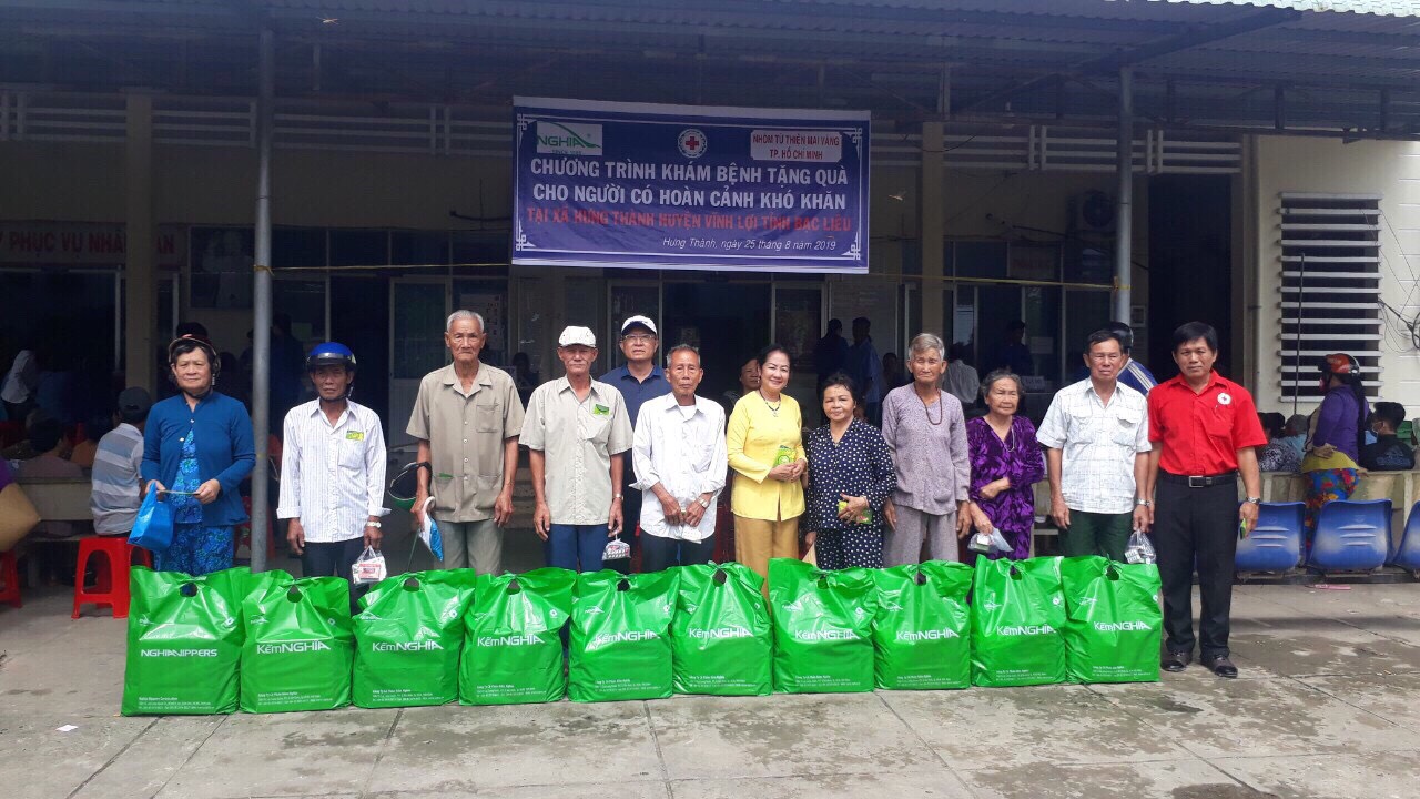 kem nghia cung dong hanh chuong trinh kham benh and trao tang 600 phan qua cho nguoi ngheo tai tinh bac lieu_viber_image_2019 08 28_15 43 41.jpg