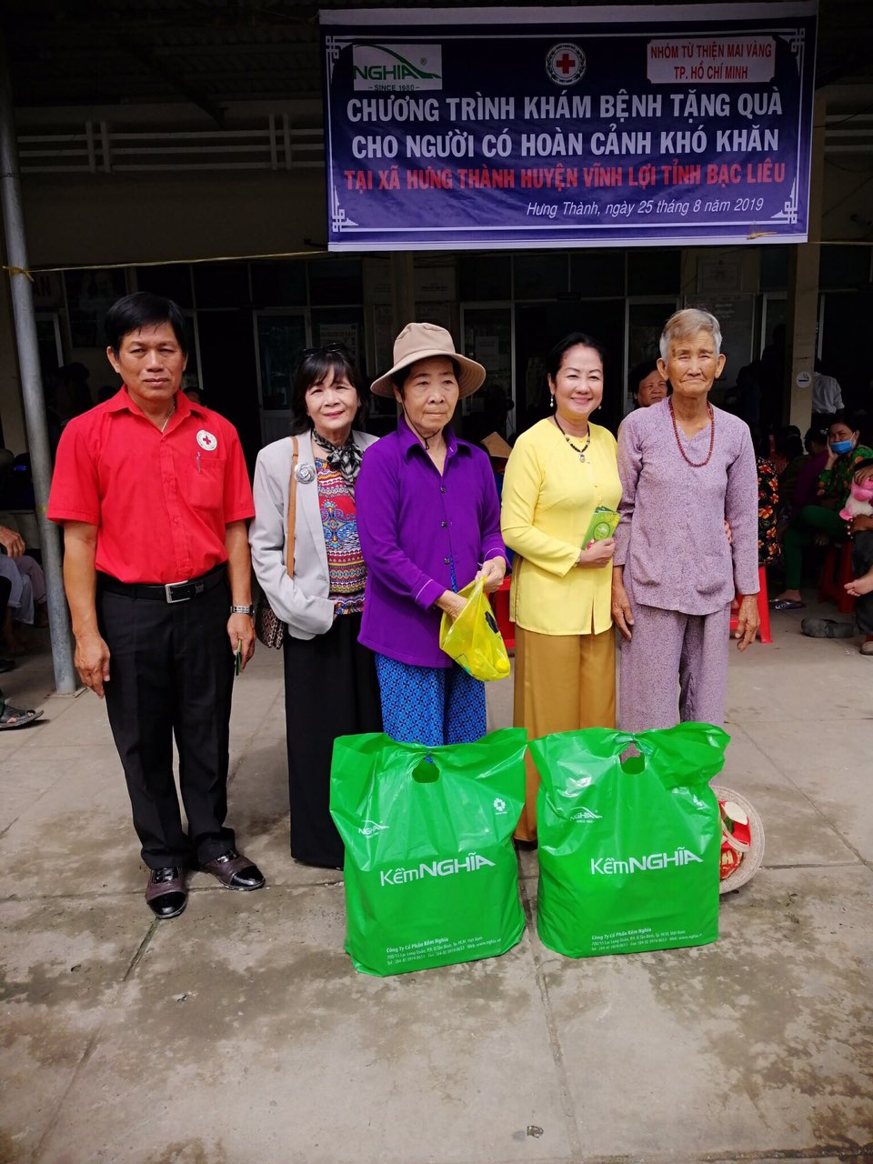 kem nghia cung dong hanh chuong trinh kham benh and trao tang 600 phan qua cho nguoi ngheo tai tinh bac lieu_viber_image_2019 08 28_15 43 44.jpg